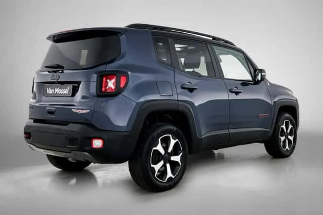 Jeep Renegade (2022) thumbnail 4