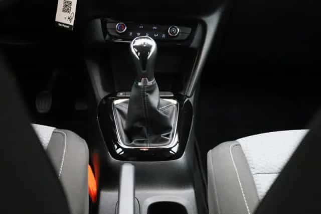 Opel Corsa (2023) thumbnail 22