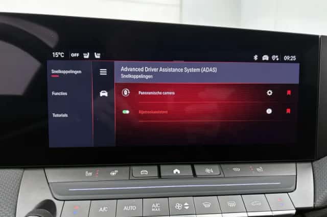Opel Astra (2024) thumbnail 12