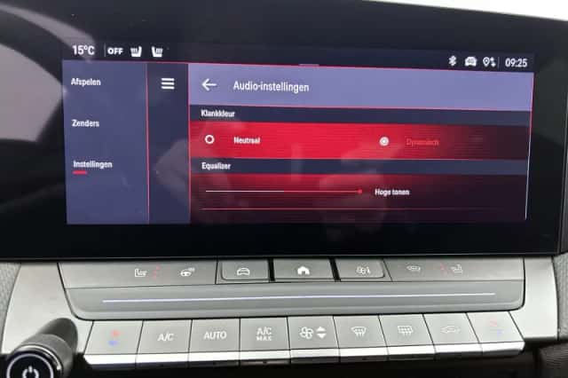 Opel Astra (2024) thumbnail 13