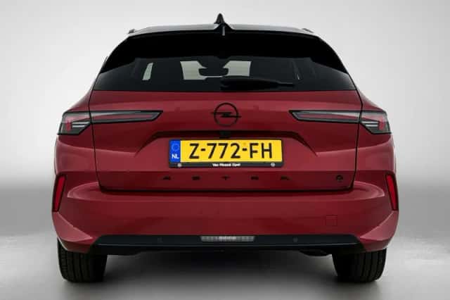 Opel Astra (2024) thumbnail 3