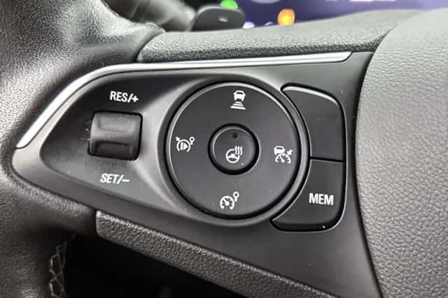 Opel Mokka (2022) thumbnail 6