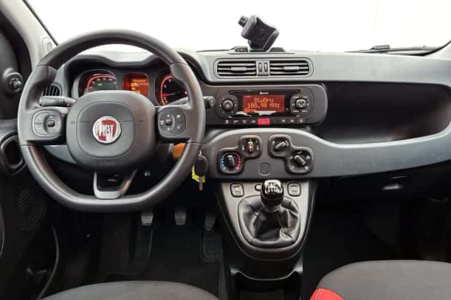 Fiat Panda (2021) thumbnail 11