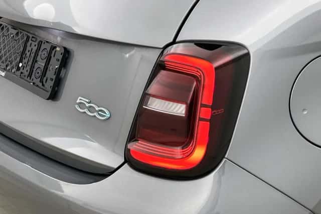 Fiat 500 (2023) thumbnail 25
