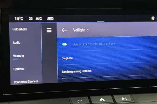 Opel Astra (2022) thumbnail 11