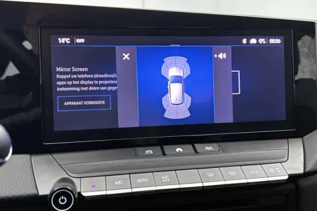 Opel Astra (2022) thumbnail 16