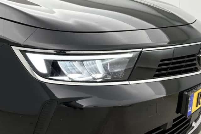 Opel Astra (2022) thumbnail 25
