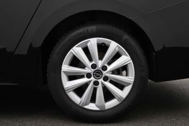 Opel Astra (2023) thumbnail 13