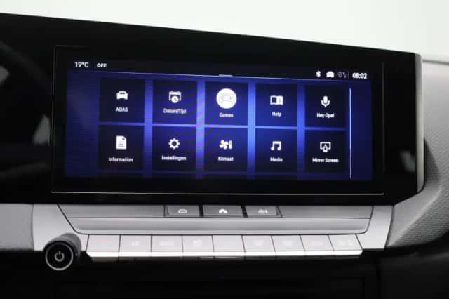 Opel Astra (2023) thumbnail 24