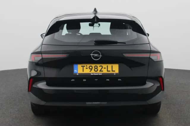 Opel Astra (2023) thumbnail 5