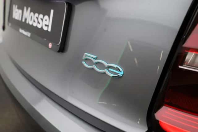 Fiat 500C (2022) thumbnail 30