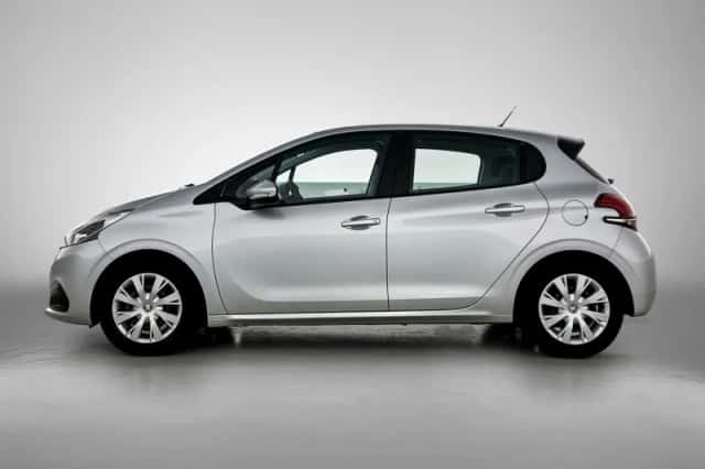 Peugeot 208 (2017) thumbnail 2