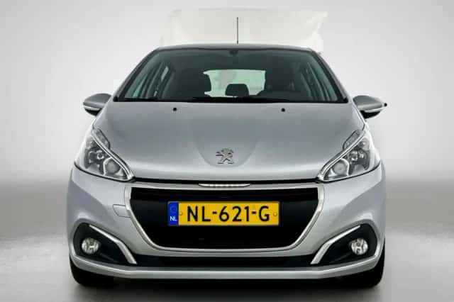 Peugeot 208 (2017) thumbnail 4
