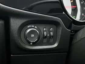 Opel Corsa (2021) thumbnail 24