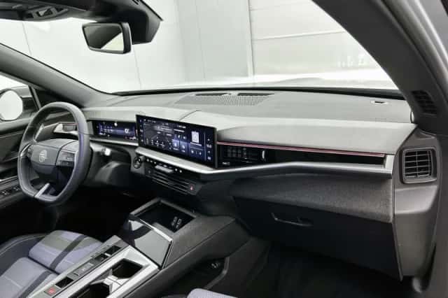 Opel Grandland (2025) thumbnail 16