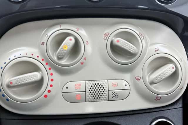 Fiat 500 (2021) thumbnail 23