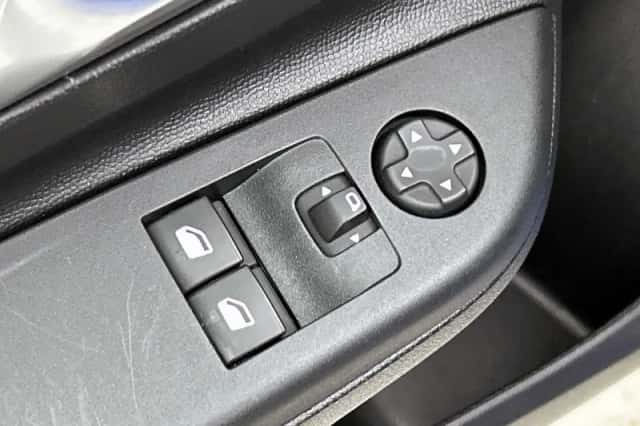 Opel Corsa (2023) thumbnail 14