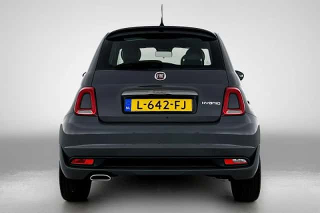 Fiat 500 (2021) thumbnail 3