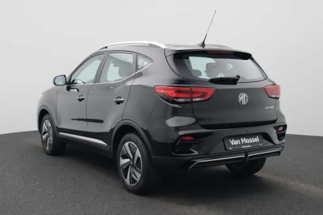 MG ZS (2023) thumbnail 2