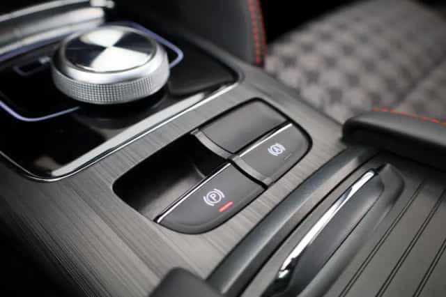 MG ZS (2023) thumbnail 18