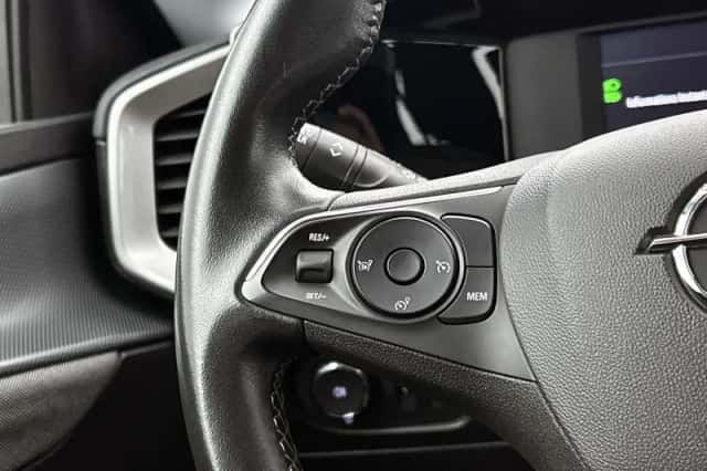 Opel Mokka (2023) thumbnail 6
