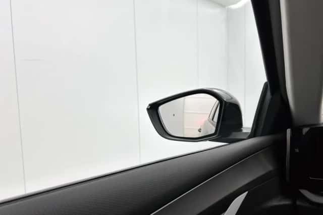 Opel Astra (2023) thumbnail 16