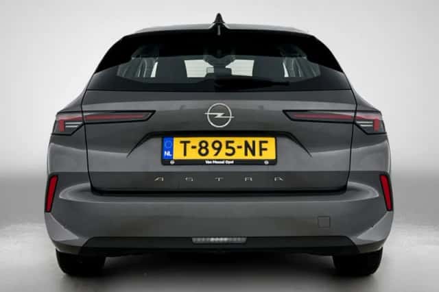 Opel Astra (2023) thumbnail 3