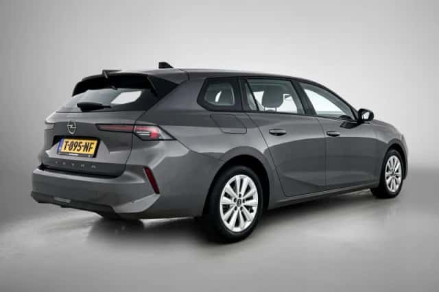 Opel Astra (2023) thumbnail 4