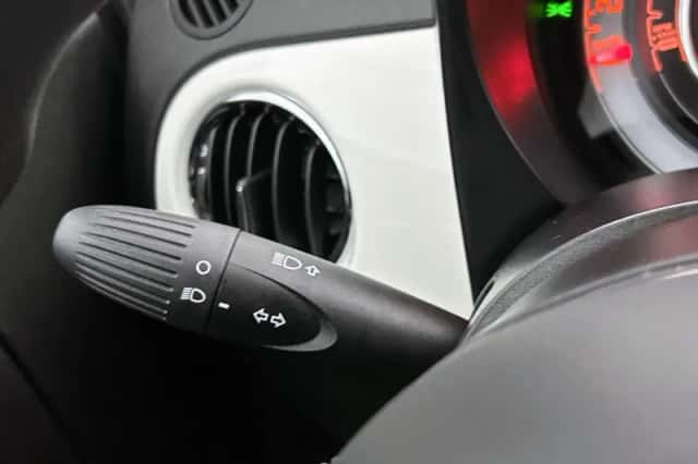 Fiat 500 (2020) thumbnail 9
