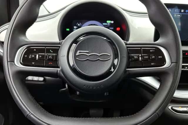 Fiat 500 (2020) thumbnail 34