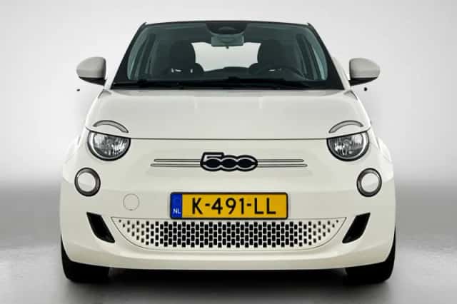 Fiat 500 (2020) thumbnail 5