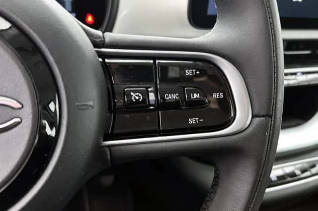Fiat 500 (2020) thumbnail 6