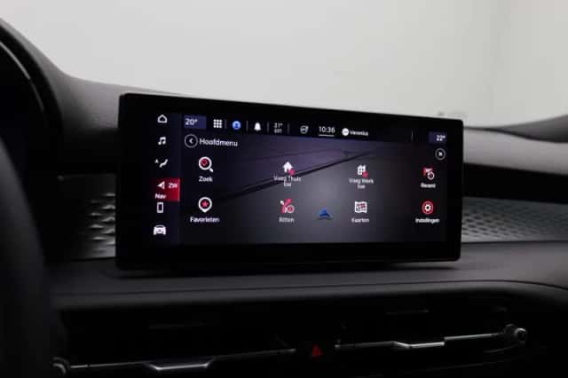 Alfa Romeo Tonale (2023) thumbnail 17
