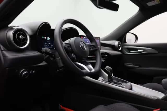 Alfa Romeo Tonale (2023) thumbnail 30
