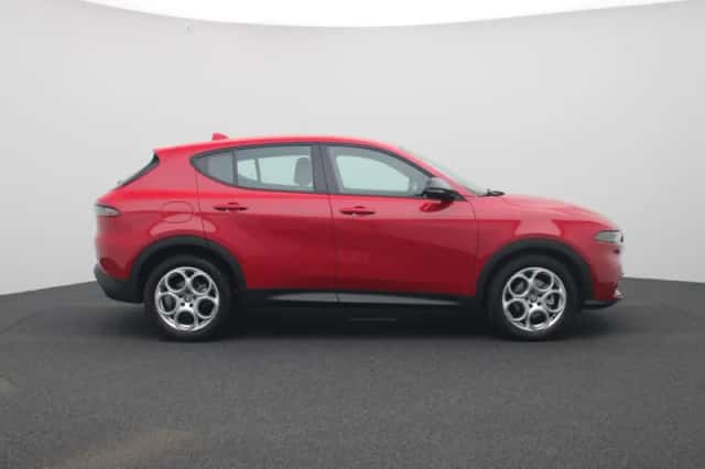 Alfa Romeo Tonale (2023) thumbnail 6