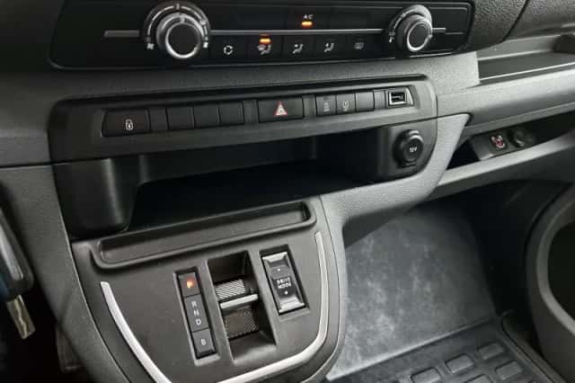 Opel Vivaro-e (2022) thumbnail 20