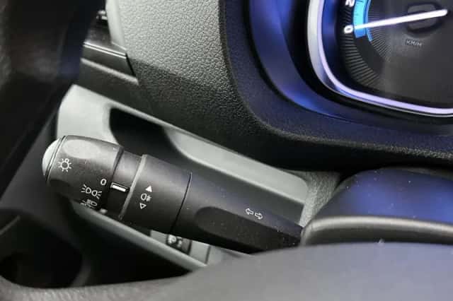 Opel Vivaro-e (2022) thumbnail 9