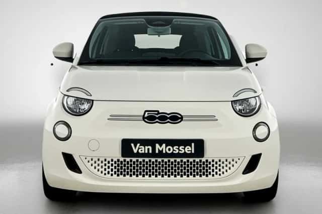 Fiat 500e (2022) thumbnail 5