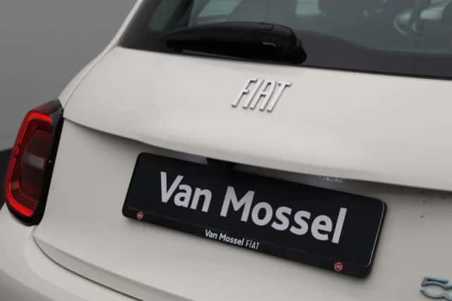 Fiat 500 (2023) thumbnail 35