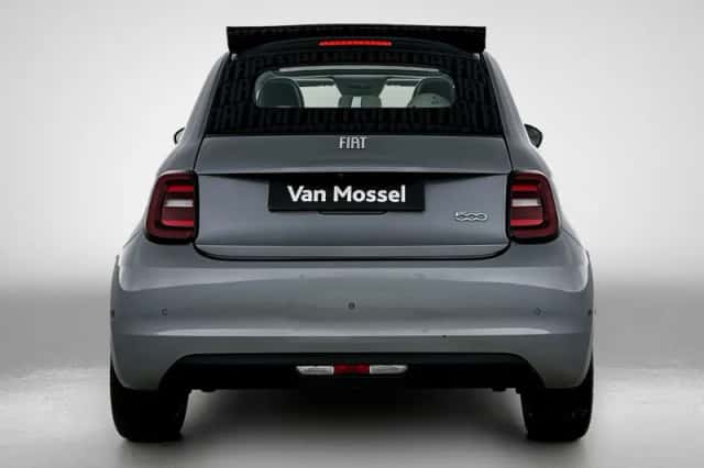 Fiat 500C (2023) thumbnail 3