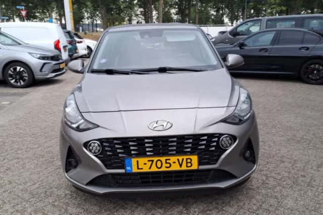 Hyundai i10 (2021) thumbnail 6