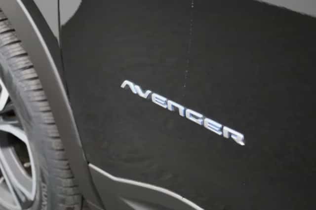 Jeep Avenger (2023) thumbnail 12
