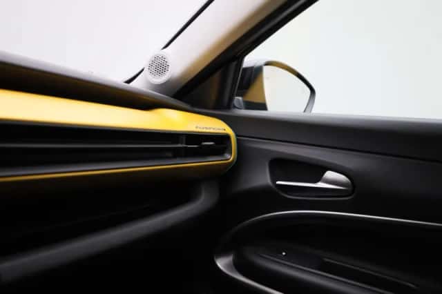 Jeep Avenger (2023) thumbnail 25