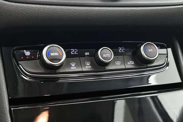 Opel Grandland (2023) thumbnail 25