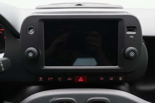 Fiat Panda (2022) thumbnail 15