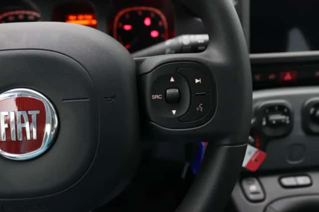 Fiat Panda (2022) thumbnail 17