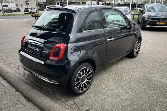Fiat 500 (2021) thumbnail 5