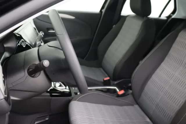 Opel Corsa-e (2023) thumbnail 9