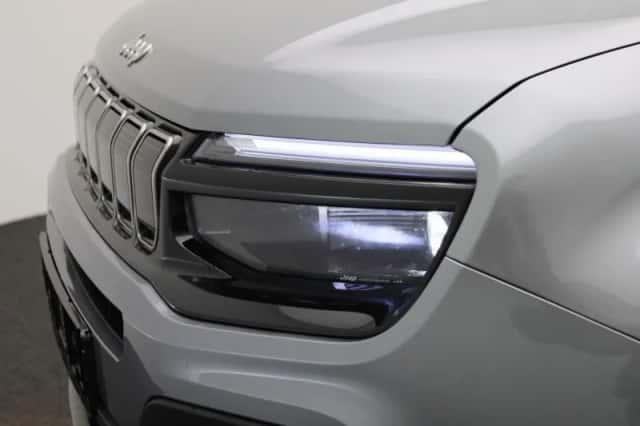 Jeep Avenger (2023) thumbnail 13