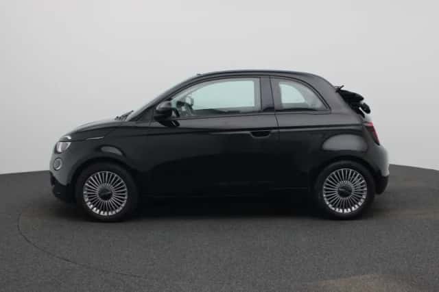 Fiat 500C (2023) thumbnail 4